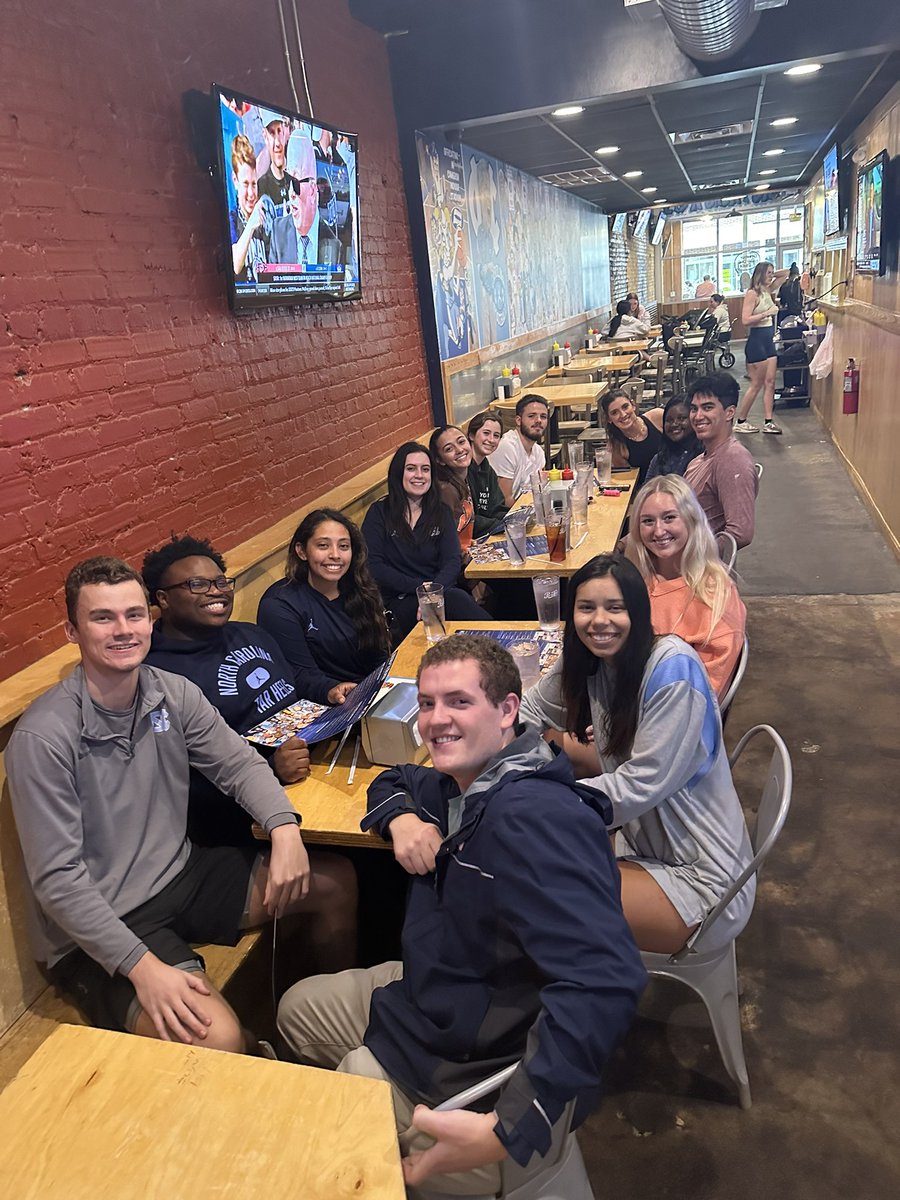 Best Student Interns Ever (+ <a href="/molly_jacoby/">molly jacoby</a>) Dinner <a href="/SupDogsUNC/">Sup Dogs UNC</a> tonight! Can’t thank this group enough for all they do 🫶🫶🫶