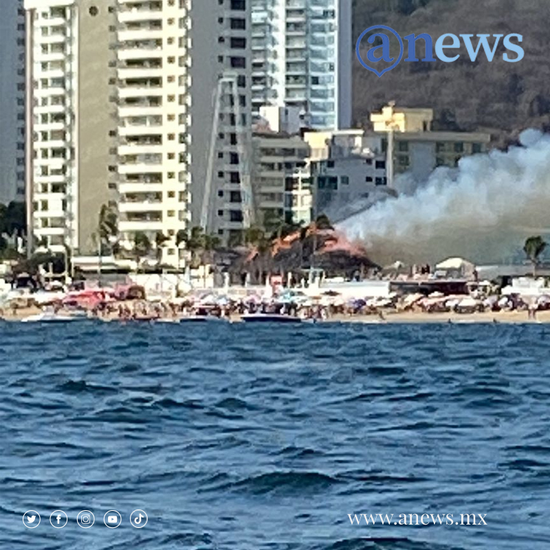 ANewsMX's tweet photo. #Ahora 🚨 | Se registra un incendio dentro del parque acuático "El Rollo" en #Acapulco. Hasta el momento no se reportan heridos y bomberos ya labora en la zona. https://t.co/VDcKU1sR1D