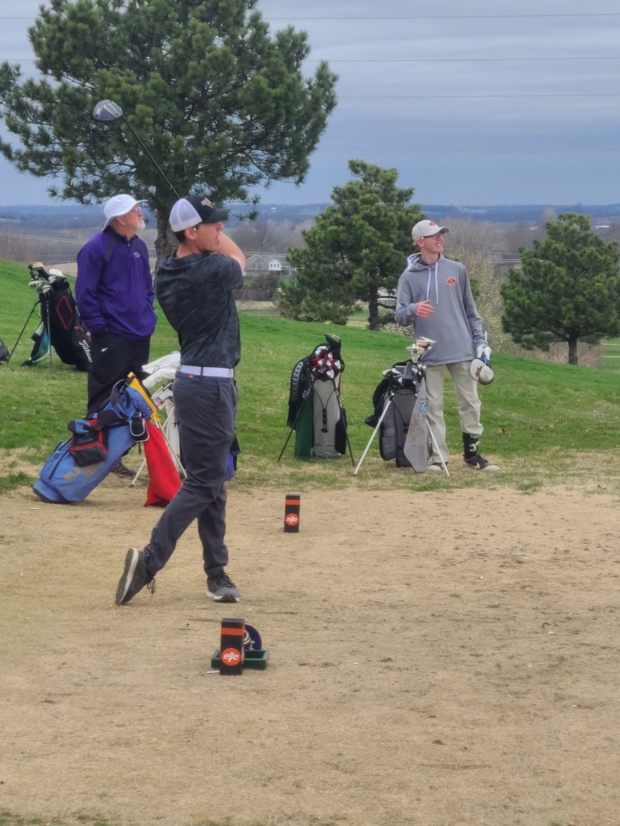PCHS Golf Team tweet media