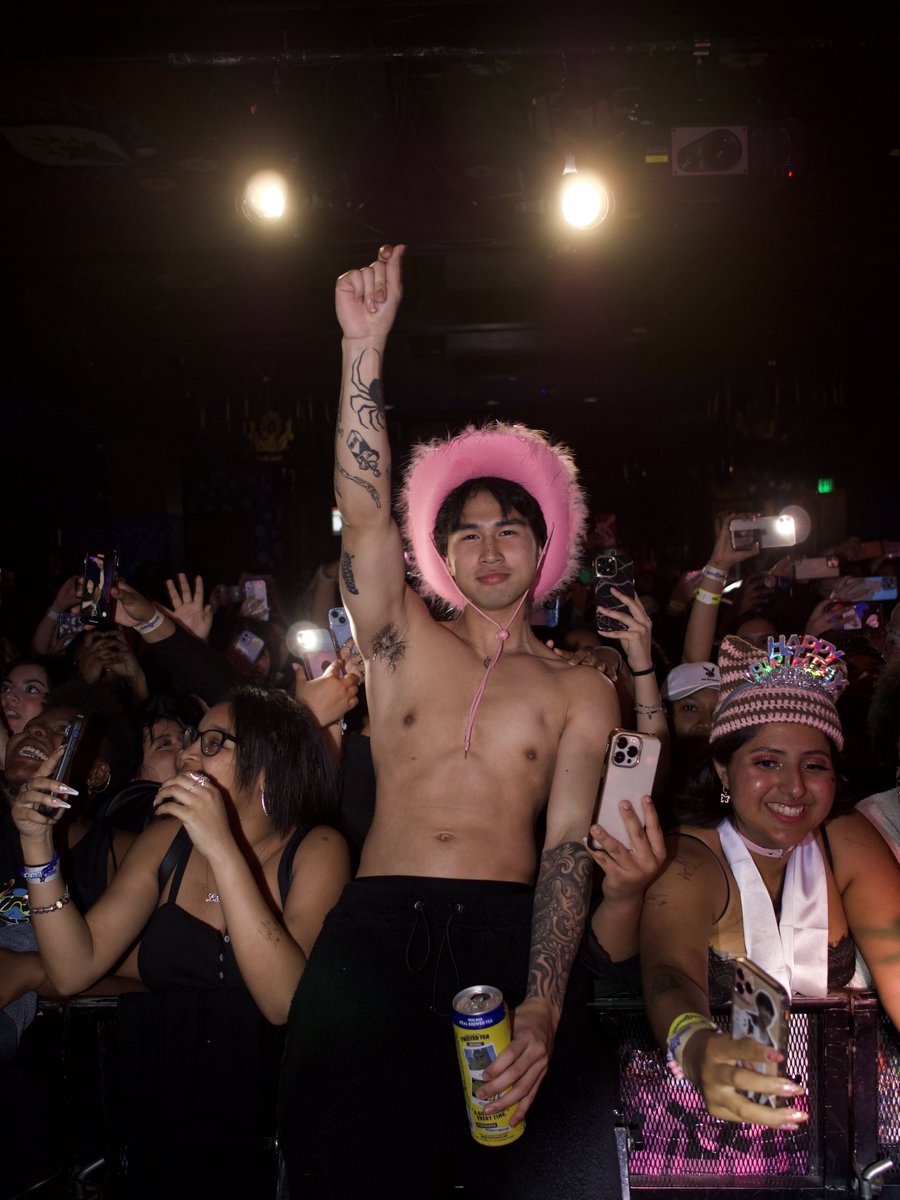 nsbupdates_'s tweet photo. Regie in Dallas #NSB #NorthStarBoys @NorthStarBoys7 @Macalinoregie23 
 230423 https://t.co/lGPBEaY9h4