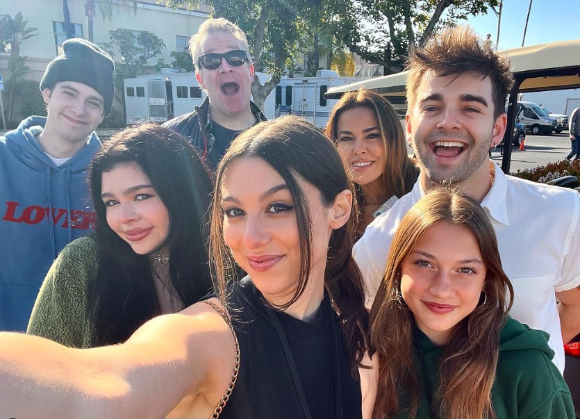 SeriesTWBZ's tweet photo. As filmagens do filme de 'Os Thundermans' começaram. https://t.co/IUStSl21L5