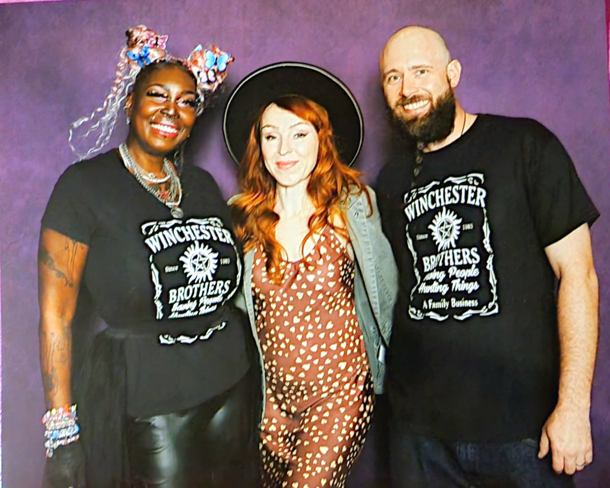 She is a living Goddess!!!! This was an amazing experience! #RuthConnell #SPNNOLA #Rowena #QueenLife #Supernatural #ConventionLife #CreationNewOrleans