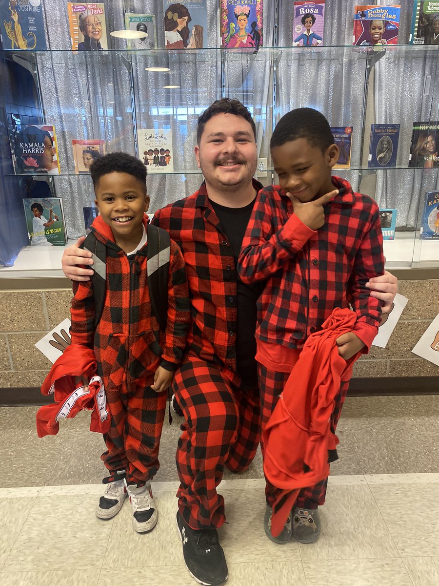 First day of spirit week! Pajama day ✅