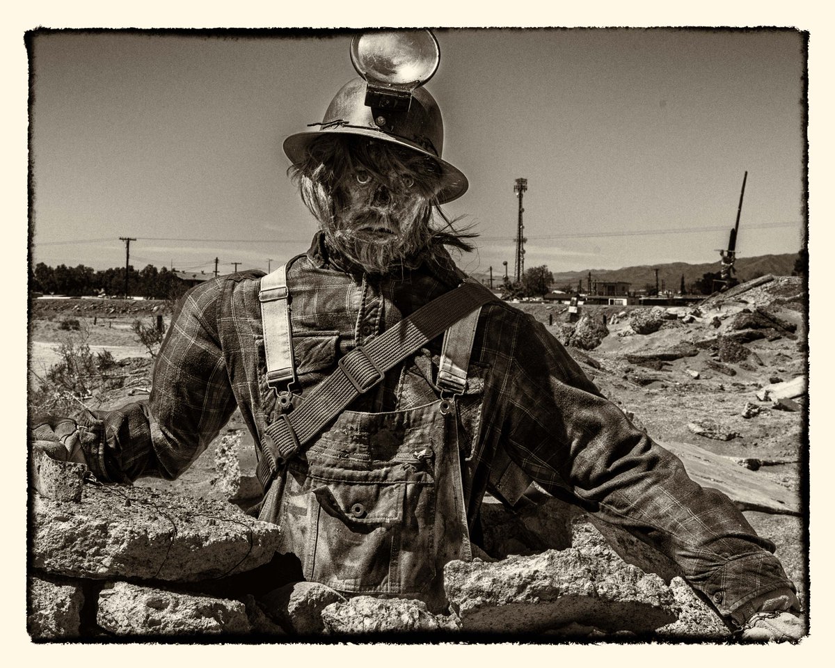 danstiel's tweet image. No regrets. It was great to see friends again and meet people from all over the planet. Kudos to all the artists and performers for all the art and creativity.  
#BombayBeachBiennale #saltonsea #bombaybeach #noregrets #bombaybeachbiennale2023 #coachella2023