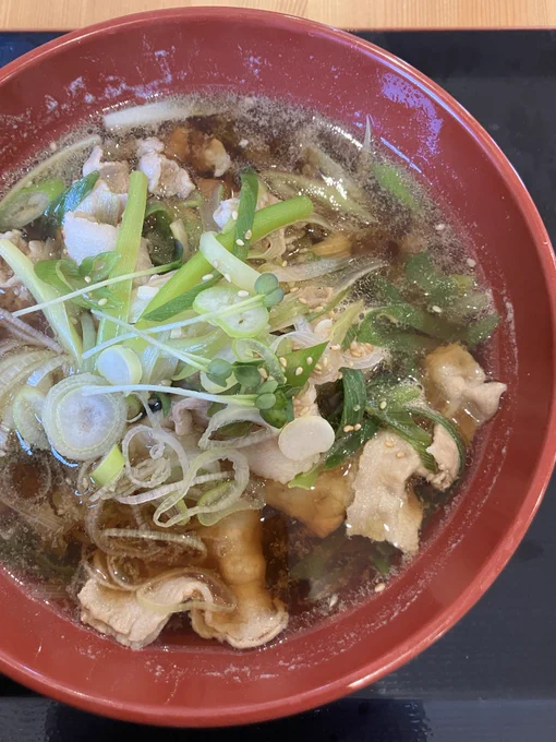 ゆかりんランチ豚ねぎそばたまには脂系ラーメンもうまし 