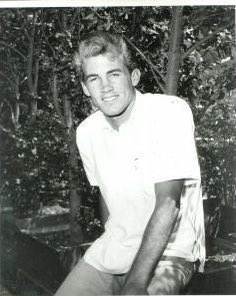 VinnieGRadio's tweet photo. Today would’ve been #JanBerry of Jan & Dean’s 82nd birthday, living until 2004. @jackybambam933 honors his heavenly birthday on @933WMMR with the 1964 hit song The Little Old Lady (From Pasadena). #wmmrftv https://t.co/aNoP6klbU7