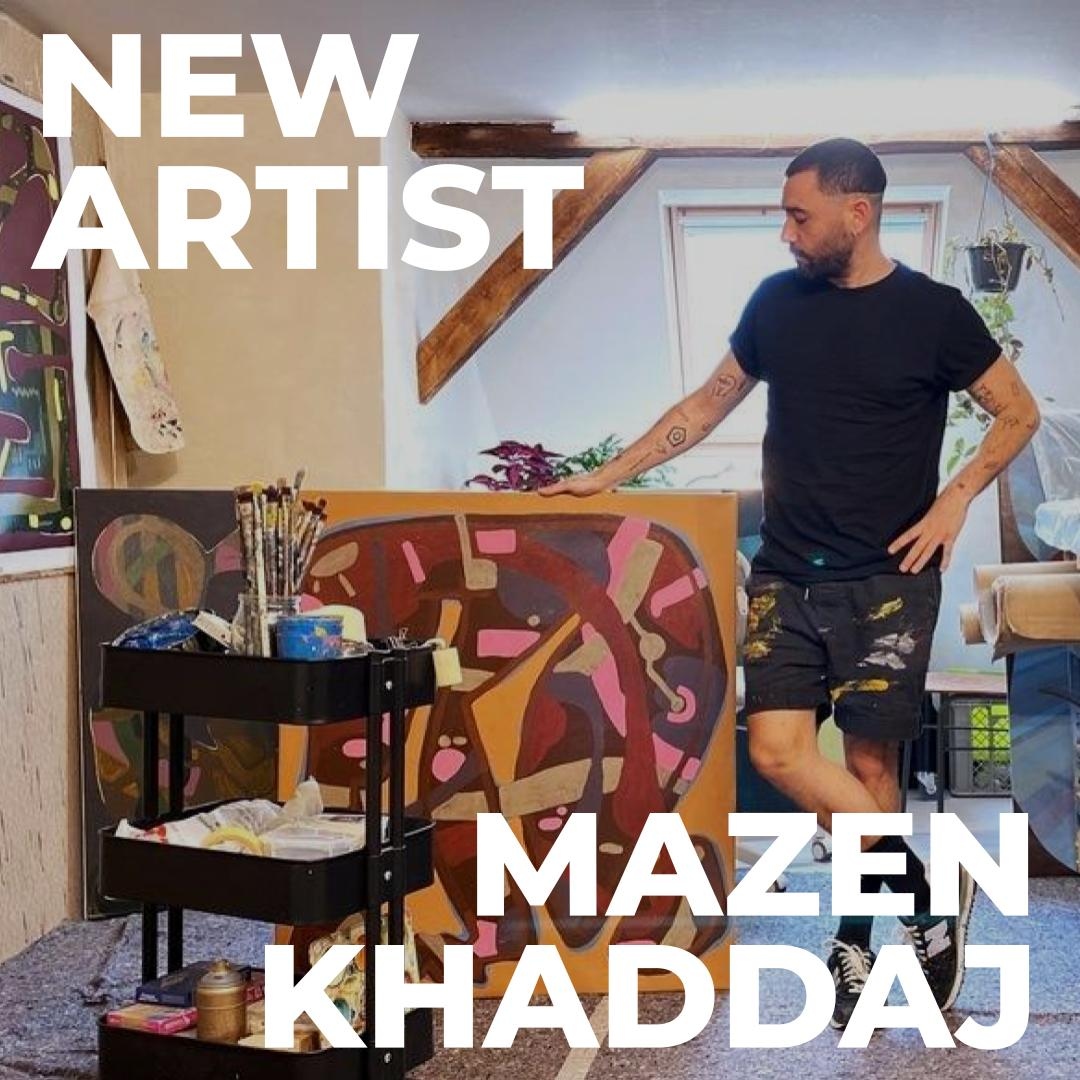 INTRODUCING MAZEN KHADDAJ ✨
As a multidisciplinary artist, Mazen’s paintings are a play between textures and color, transparency &amp; flatness.

Read here: emergeast.com/introducing-ne…