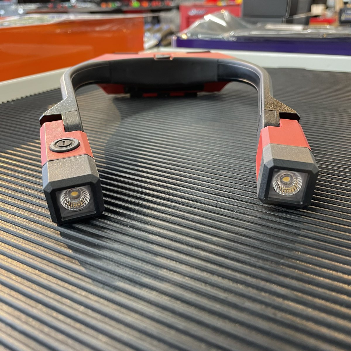 fg_hiroshima's tweet photo. milwaukee
ネックライト
入荷しました‼️

先端の向きが調節できます

#milwaukee #milwaukeetools #necklight #factorygear #ミルウォーキー #ファクトリーギア広島店 #ファクトリーギア https://t.co/0Ps85tOLAX