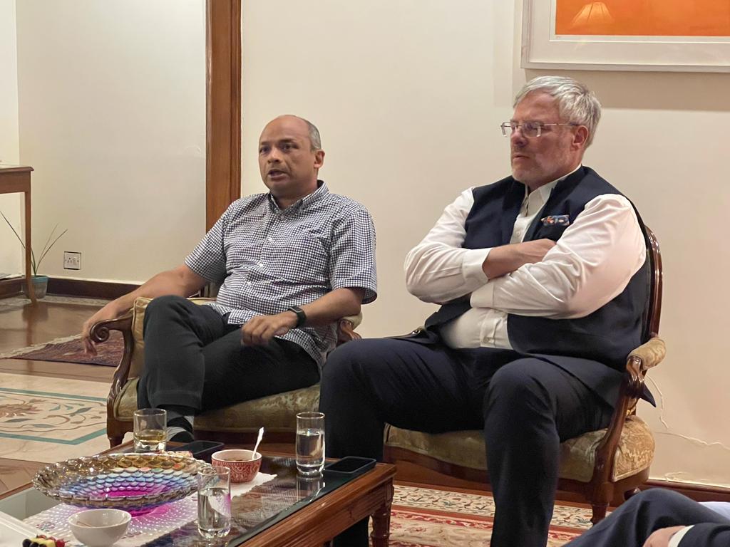 IsraelinIndia's tweet photo. Last week, our @IsraelMFA cadets were in India, they asked for a crash course on India’s foreign affairs &amp; 30 years of the special relationship between 🇮🇳 and🇮🇱.
They had the opportunity to engage in conversation with @PramitWorld &amp; Amb @NaorGilon and learn more about it. https://t.co/YWLhWltJia