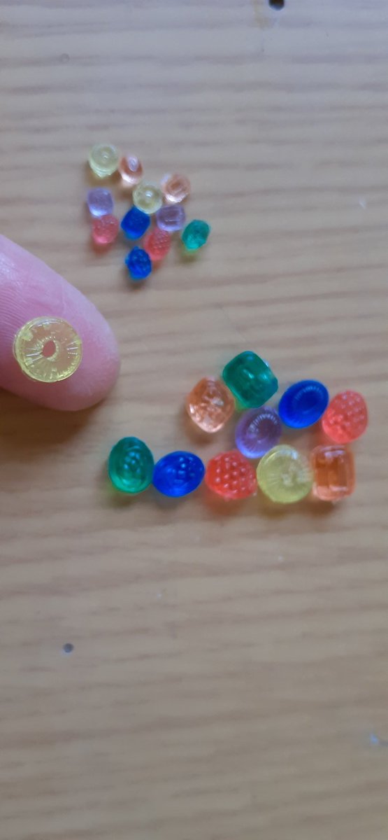 水鏡様お取り置き　11/19まで　花(試作)　レジンヘアゴム　画材試用 夏 on X