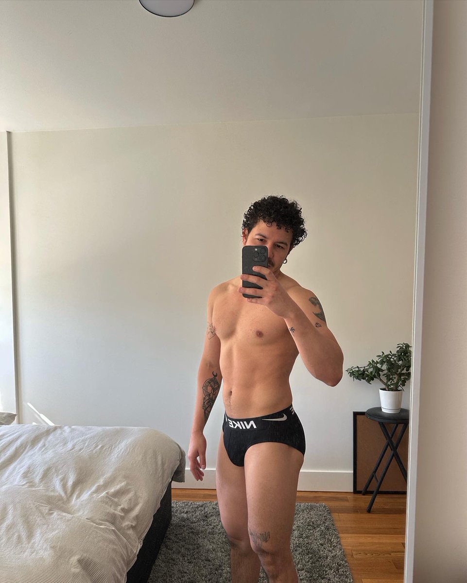 MolinaJsus's tweet photo. 💦 https://t.co/oPgGcpLYWi