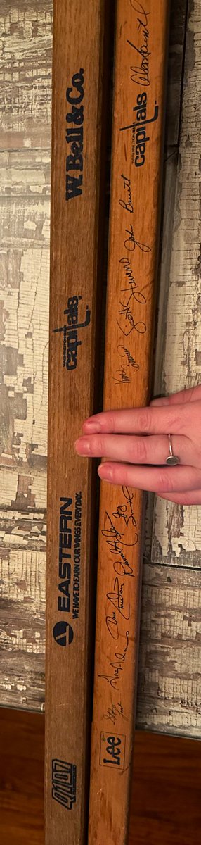 rashelle_wilcox's tweet photo. My estate sale find this weekend was π₯π₯π₯π₯ what signature do you see?! I spot @Laughlin18 #ScottStevens #Langway #KevinHatcher #Labre among others.. what an awesome find! @rmnb #ALLCAPS https://t.co/pdpZpyNWnM