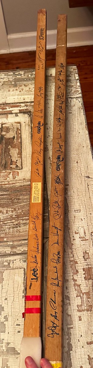rashelle_wilcox's tweet photo. My estate sale find this weekend was π₯π₯π₯π₯ what signature do you see?! I spot @Laughlin18 #ScottStevens #Langway #KevinHatcher #Labre among others.. what an awesome find! @rmnb #ALLCAPS https://t.co/pdpZpyNWnM