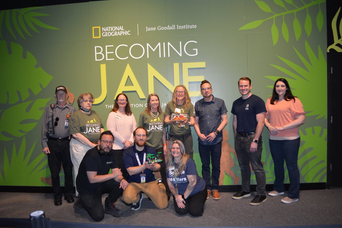 What a wonderful team - we went all out celebrating Dr Jane Goodall’s birthday today! ⁦<a href="/STLScienceCtr/">Saint Louis Science Center</a>⁩ (and she loved our instagram video 😊)