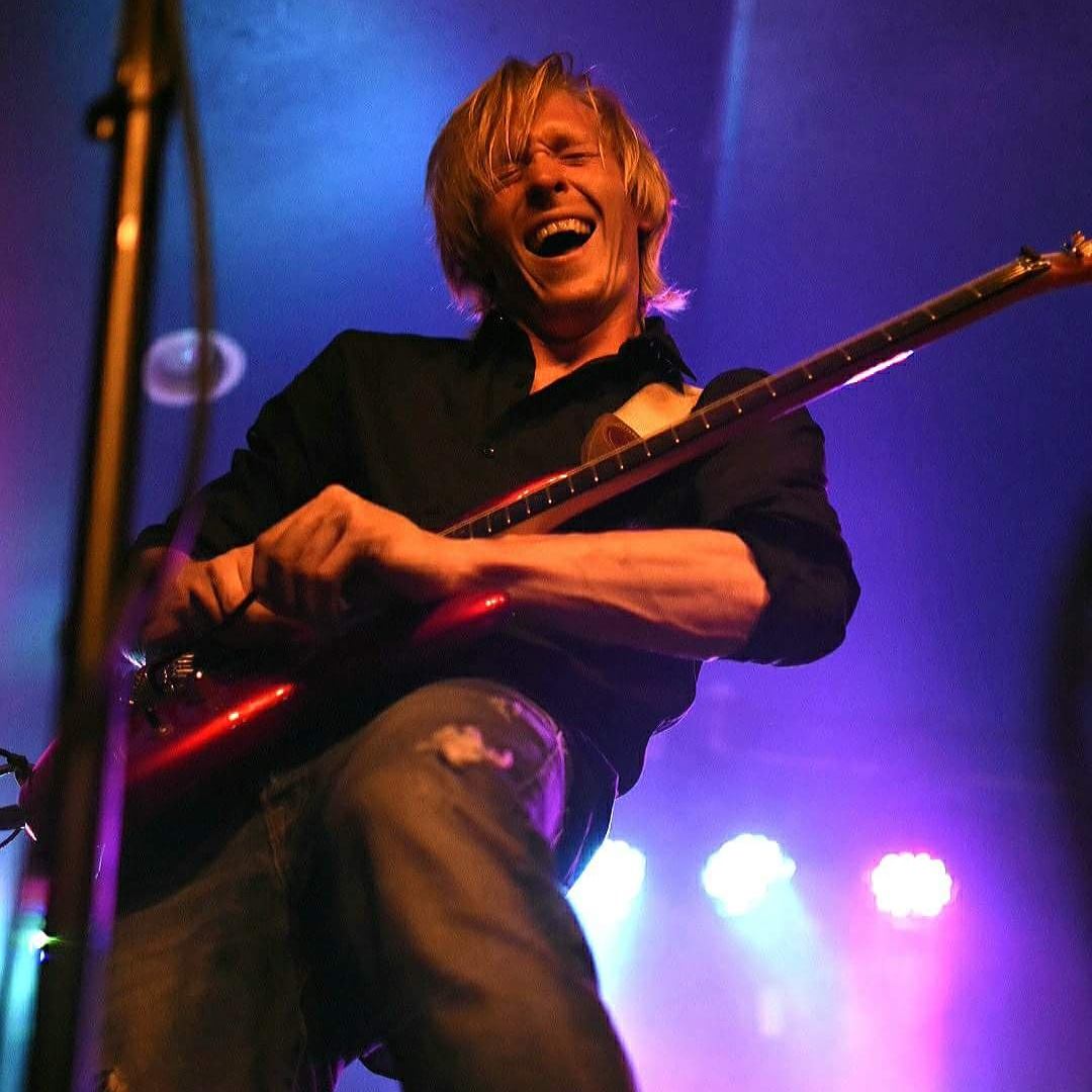 BrockBetzBand's tweet photo. https://t.co/CTf8IshOxK
#music #musician #musicislife #guitar #guitarist #Guitarsolo #guitarplayer #guitaristsofinstagram #Ibanez #ibanez #ibanezguitar #band #bands #instrumental #instrumental #instrumentalist #instrumentalband #shread https://t.co/31b98FLhQR