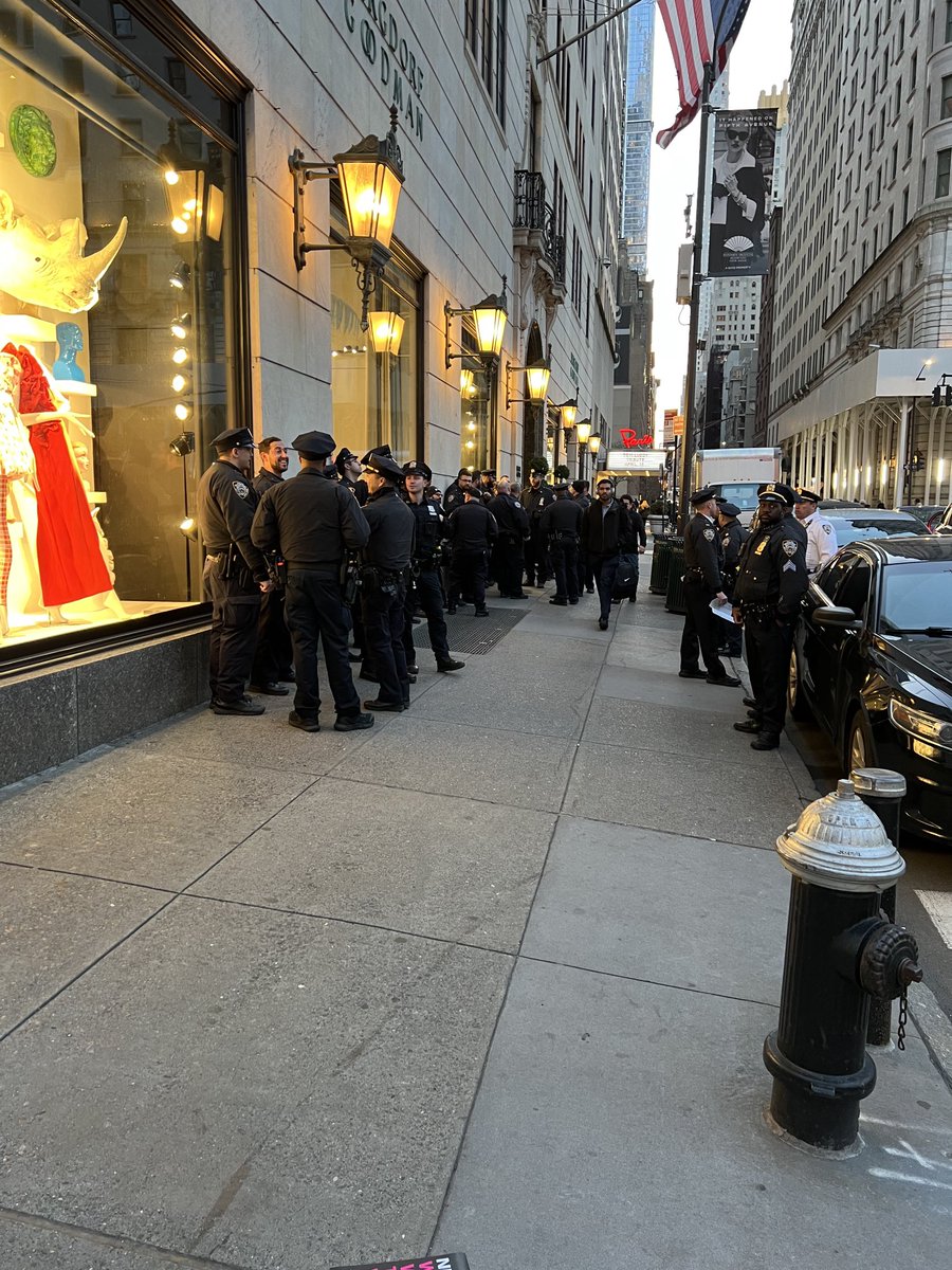 Al Cappuccino On Twitter Cops Lined Up Tonight Near Trump Tower al-cappuccino-on-twitter-cops-lined-up-tonight-near-trump-tower