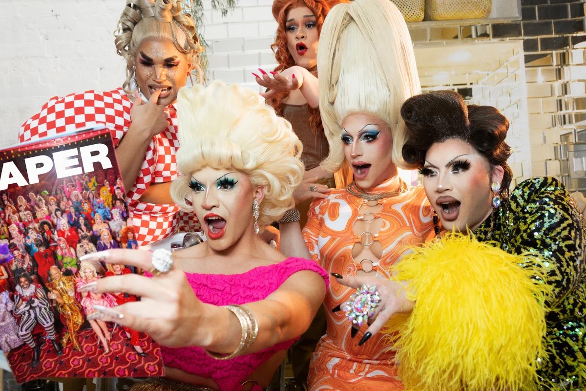 sherrypoopins's tweet image. Y’all we ate this I’m dying!!! And the magazine cover!!! 👀😍✨ @papermagazine