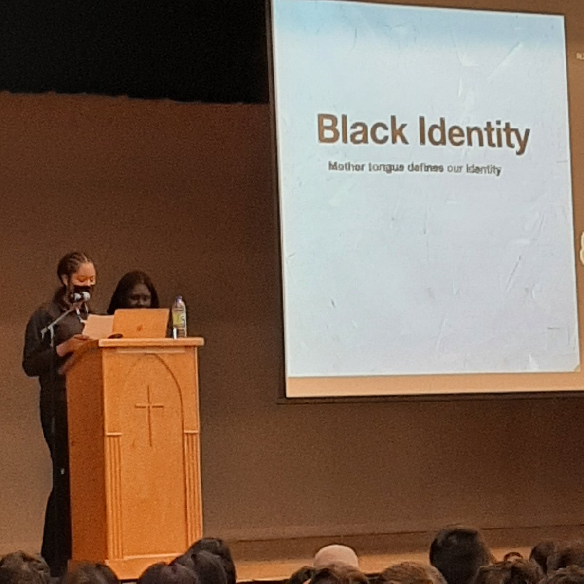 We were excited to welcome Nadine Williams to <a href="/FMMtweets/">FMM-IB World School</a> last week to share her story and her message of #BlackIdentity &amp; #BlackExcellence with our students as we move beyond #BlackHistoryMonth 🔸Thanks to <a href="/MsABygrave/">Ayodele Bygrave</a> &amp; <a href="/AccFmm/">fmm_acc</a> for organizing the presentation!
<a href="/robinsonwek3/">Camille Robinson</a>