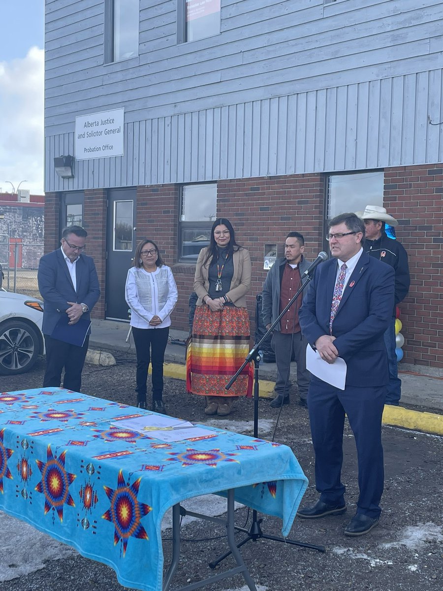 Richard4Alberta's tweet image. This morning, I was joined by @DaleNally_AB and Chief Vern Saddleback of @SamsonCree to announce the work being done to bring the first registry office on reserve land in Alberta, right here in Maskwacis. I’m so proud to help bring equitable services to Indigenous communities!