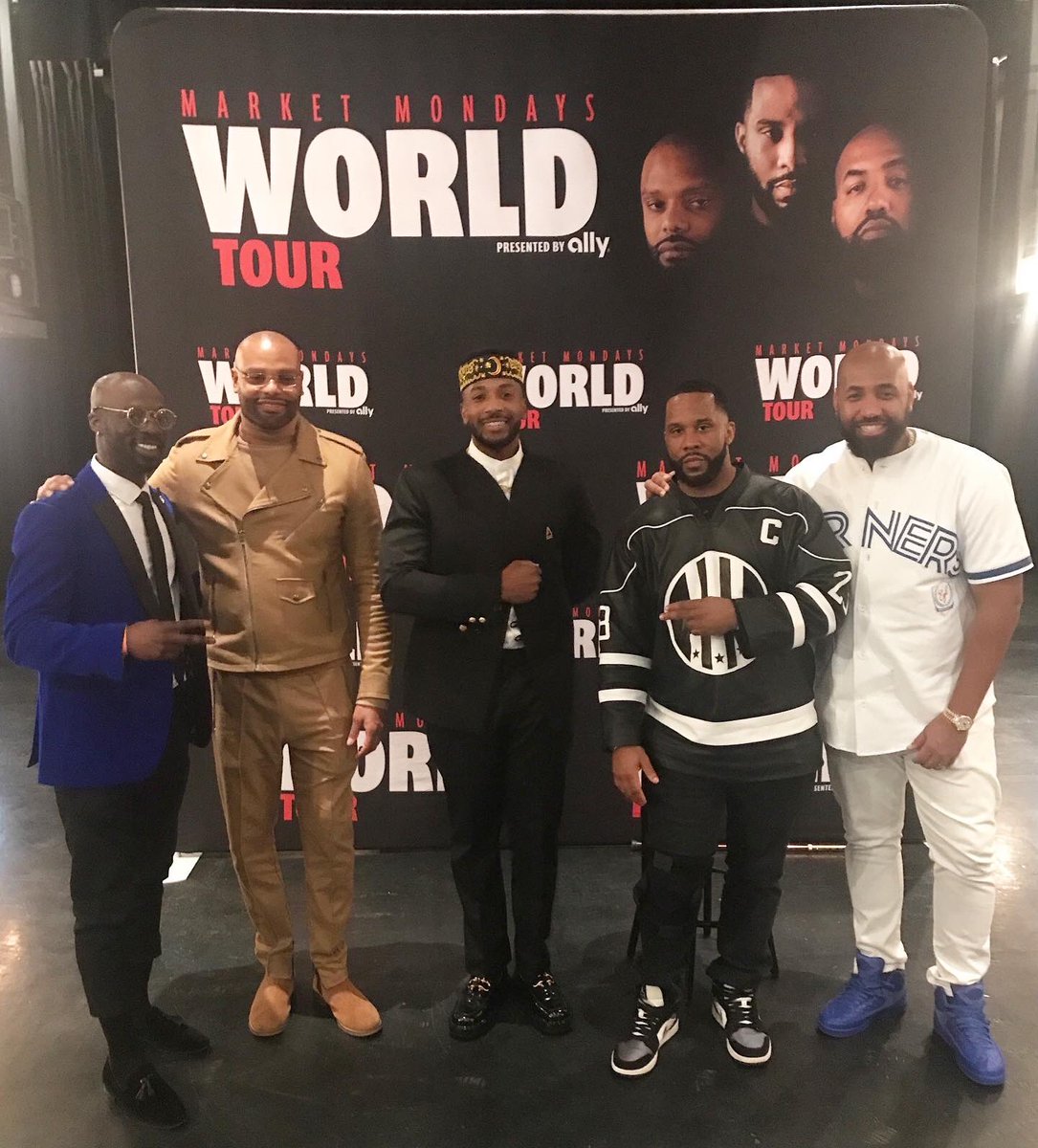 mugugub's tweet photo. 3 years of watching the biggest investment show in the world 🌍 (Market Mondays) and I can easily say these gentlemen have changed my life forever. @earnyourleisure is equivalent to getting a Masters degree in Business. @troymillings , @themasterinvestor , @19_keys @rashadbilal https://t.co/v0wozovAW5