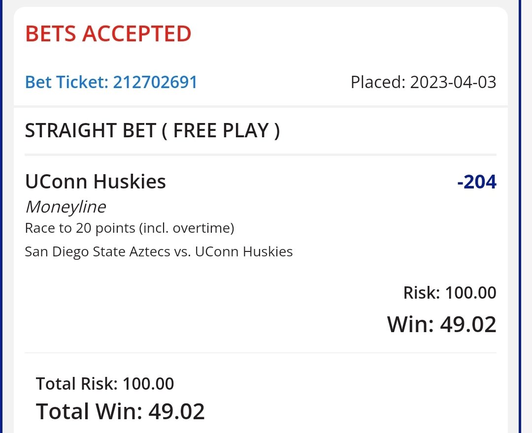 BC_Houston1's tweet image. All the chalk, baby. 🐶 #FinalFour2023