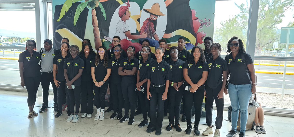 SwabyShareka's tweet photo. Happy faces of the Jamaica National Aquatics Team left for the 36th  CARIFTA Aquatics championship in Curaçao earlier today. Go team Jamaica.  #jamaicaaquatics https://t.co/MtYTGCBMKm