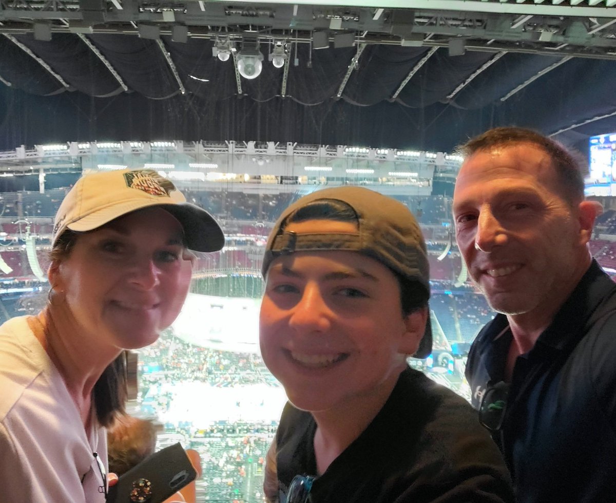 wordnerd123's tweet photo. #sdsuselfie https://t.co/qJ7JACwcKp