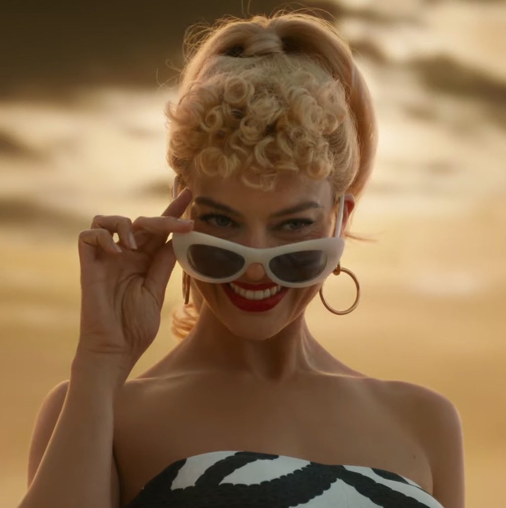 DiscussingFilm's tweet image. New trailers for ‘ACROSS THE SPIDER-VERSE’ and ‘BARBIE’ reportedly release tomorrow.

Are you excited?