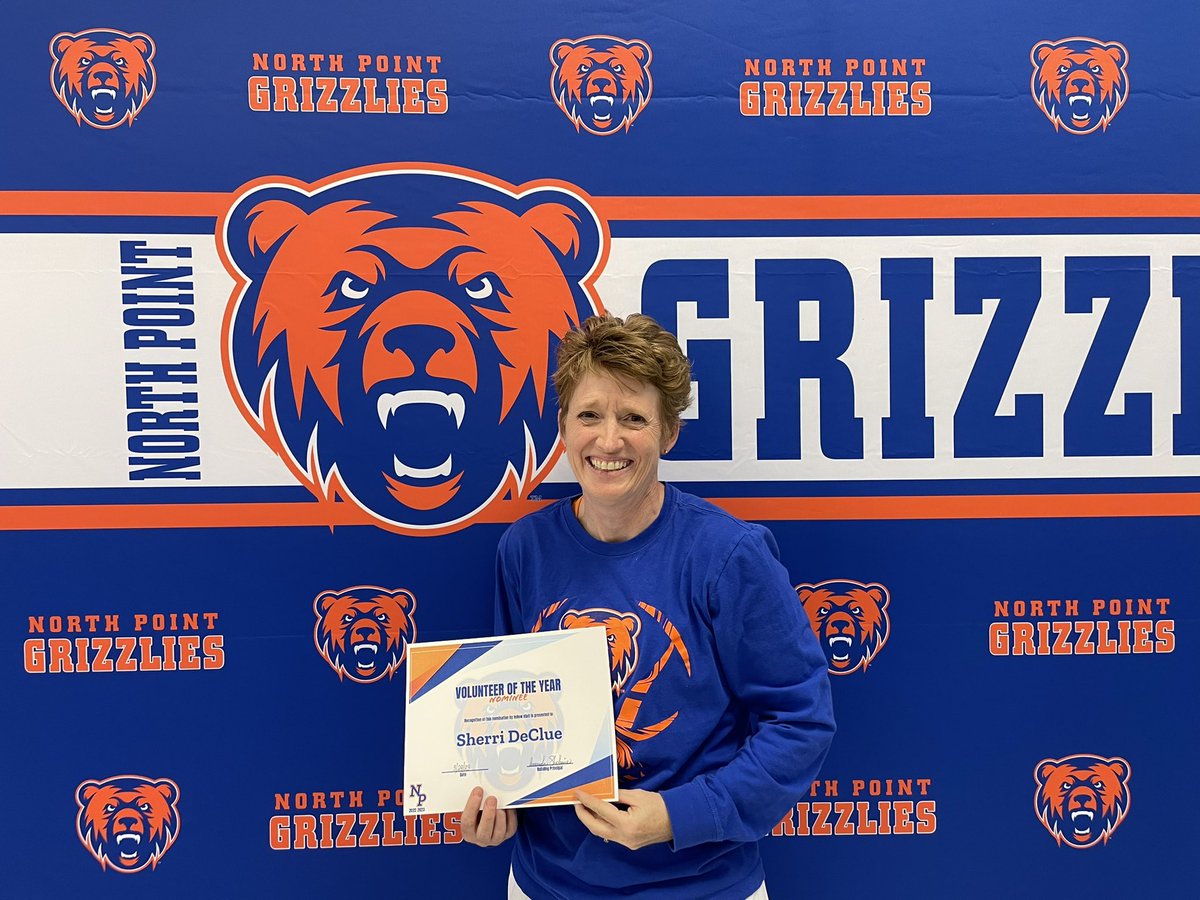 Dr_Shelmire's tweet photo. Congratulations to @sherrideclue for being nominated for NPHS Volunteer of the Year!  Coach DeClue has dedicated so much time to helping our @NPGrizzliesGBB program grow!  We can’t thank her enough for being such a positive part of our program! 🧡🏀💙 #NorthPointProud https://t.co/Pgl9o83cDM