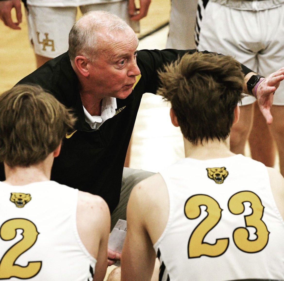 THIS IS NOT RIGHT‼️ I can’t say enough about the impact this man has had on me as a basketball player and person. One of the only coaches that believed in me and that I could play at the next level.