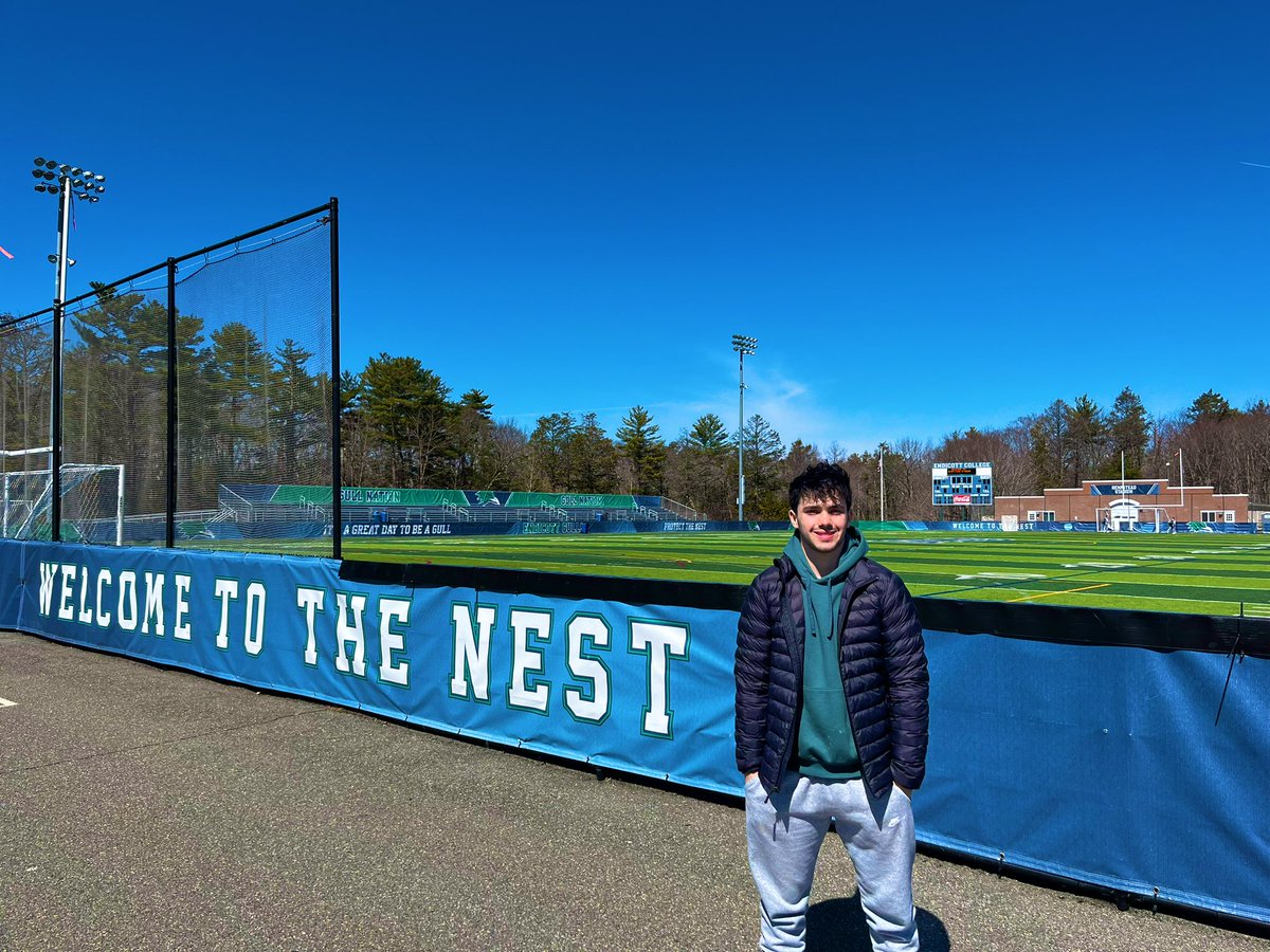 B8Reed's tweet photo. Loved spending the morning at Endicott College for a tour. Thank you to @Coach_JDustin for showing me the weight room. I hope to be back on campus soon.

@CrotonAthletics @CHHSTigersBball @EndicottFB @EndicottCollege https://t.co/ohoVlJcJqe