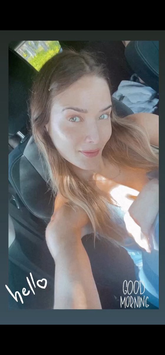 "Monday" 💛🔥💙 <a href="/Kimy2Ramos/">Kimberly Dos Ramos</a> #kimberlydosramos #Monday #Lunes #Hello