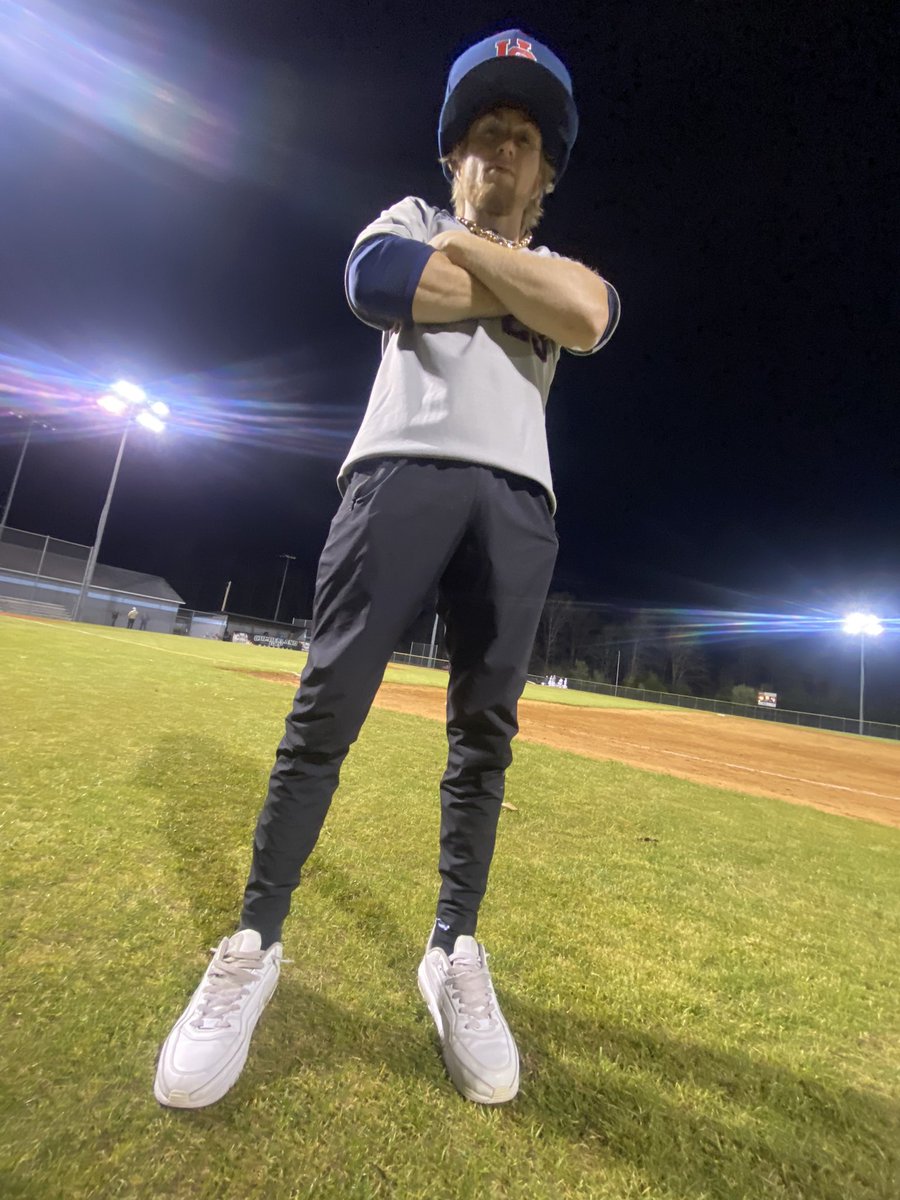 Union County Patriots Baseball (@unioncountybase) on Twitter photo Pete’s Place Player of the Game is Dylan Ford
3-4 2B 3R 2RBI BB 2SB Pete’s Place Player of the Game is Dylan Ford
3-4 2B 3R 2RBI BB 2SB