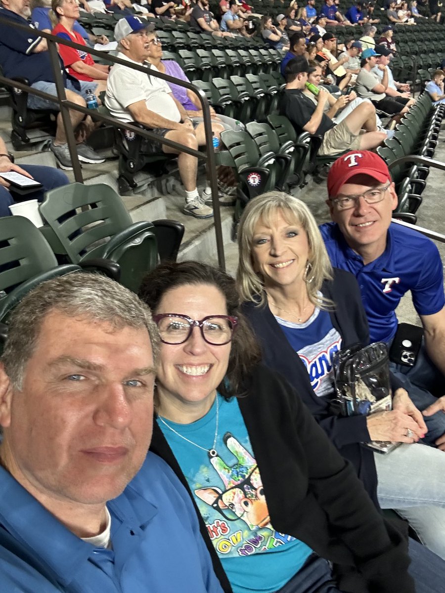 bradcockrell11's tweet photo. #GlobeLifeFaces https://t.co/tNAZg7eMyF