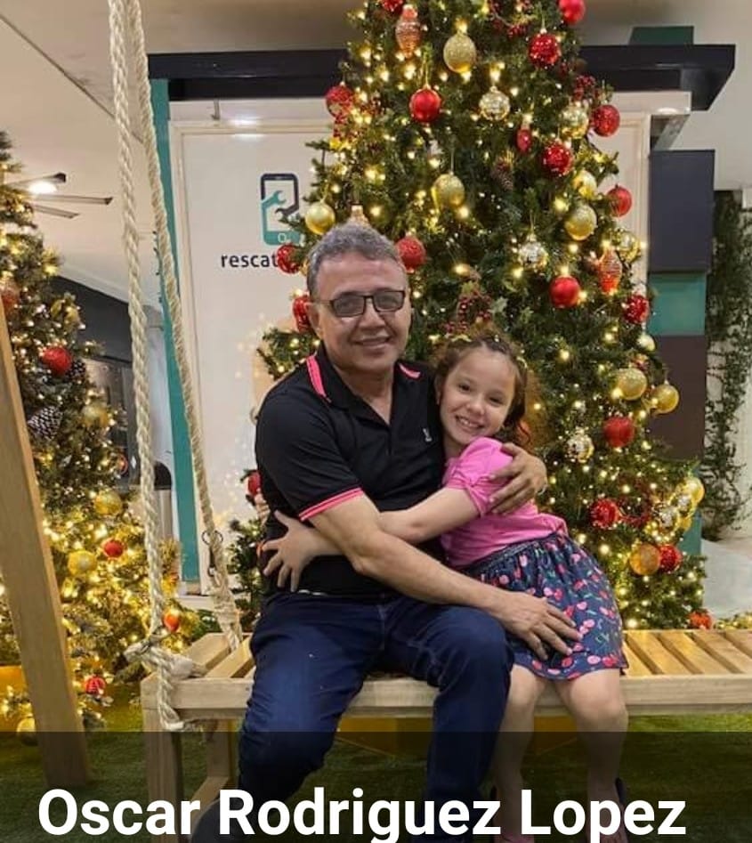 TiraRincon's tweet photo. Pobre Amelia gracias a Dios prueba ADN indica q no es hija de este delincuente estafador secuestrador y asesino  @oscarrodrilo jefe de la bacrim la colegiatura calle 31# 12-25 Mtria lo acompaña Walter reyes o José Luis BERROCAL y abogados ratas igual @ElNegrovicto @diegopanzenu https://t.co/m970yglIlg