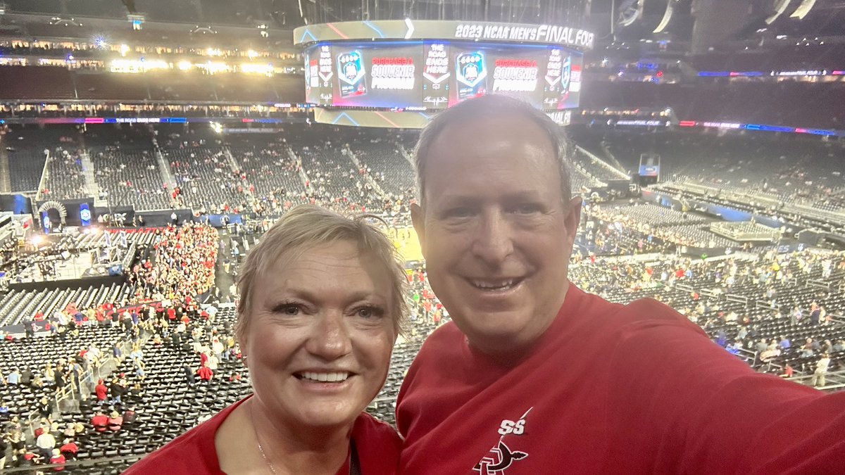 JimMadaffer's tweet image. #GoAztecs #SDSU #SDSUAztecs #SDUSSelfie