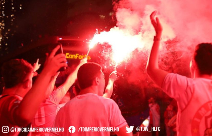 TOIV_HLFC's tweet photo. Eu sou HERCÍLIO sim senhor 🎶🇦🇹
📸: William Lampert | HLFC
#TorcidaImpérioVermelho #TOIV #HercílioLuzFC #HLFC https://t.co/ZewA8CVCOZ