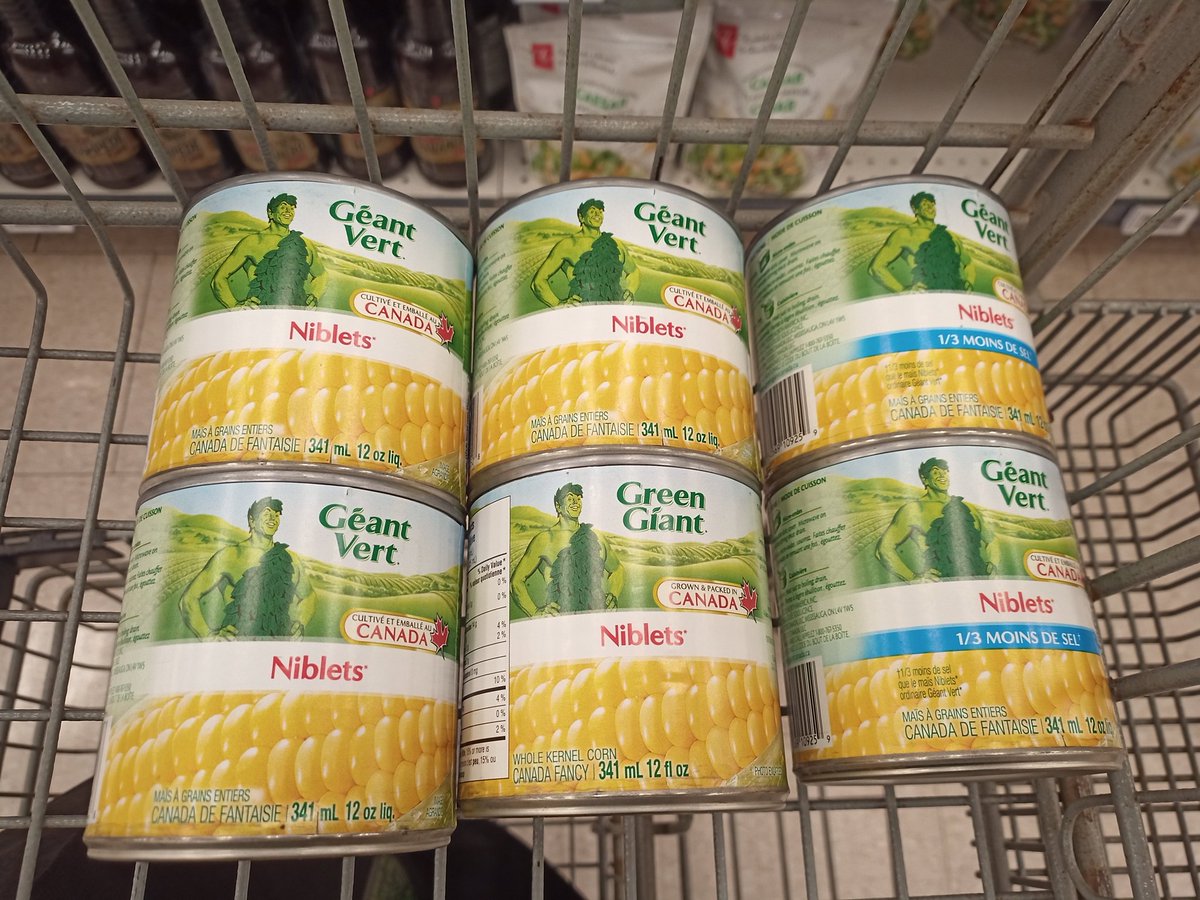 ArcandjMs's tweet photo. Catching up some photos for my #30daysOfFood donations campaign. These photos are last week's donations. Thank you to Mohammed Ali, Tuleen, Aiden, Sara, and Abhinav for the suggestions. @ddwhdsb https://t.co/rIFjejwVzY