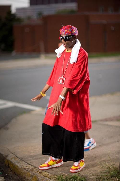 JoeyMulinaro's tweet photo. We all know a guy who used to dress like ‘09 Soulja boy in high school who now tries his best to resemble Luke Combs https://t.co/z42nhPCNqR
