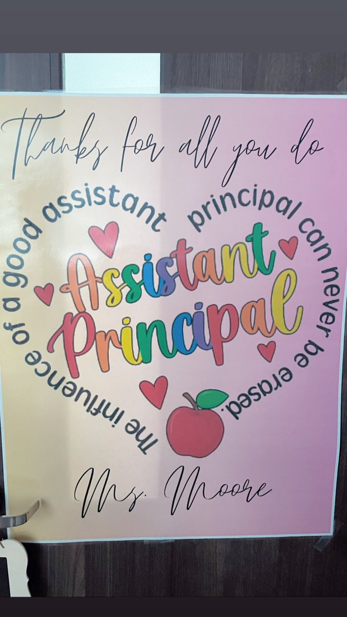 taramflowers's tweet photo. Y’all, I am blessed to work with some great people who really know how to make this AP feel special!!  #happyassistantprincipalweek #bestteamever #ilovemycampus @SantaFeMSCISD @ClevelandISDTX https://t.co/TYyasdLoSY