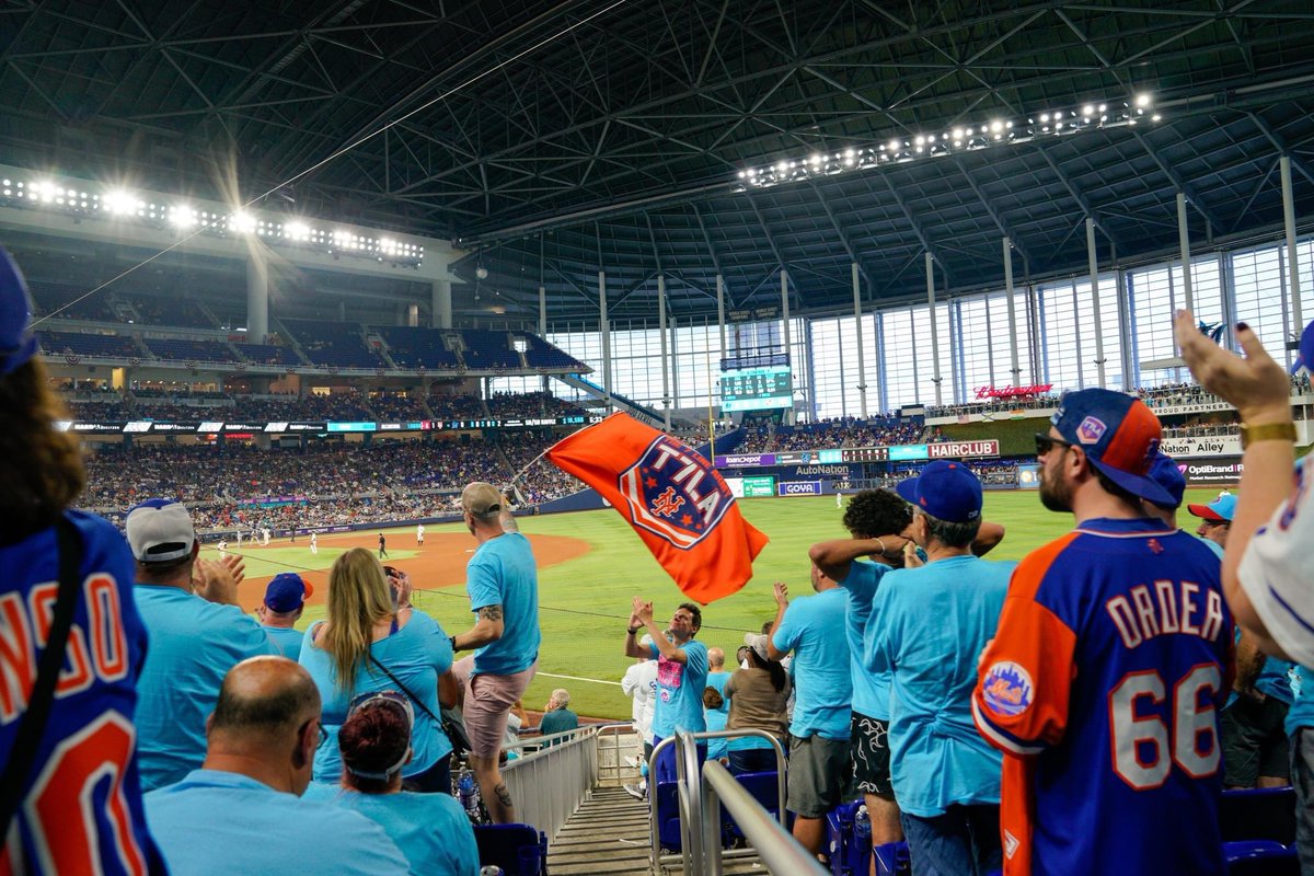 DarrenJMeenan's tweet photo. Another great outing in the books. Now 79-60 with @The7LineArmy. 📸: @KillDrea https://t.co/SKEQVNapwm