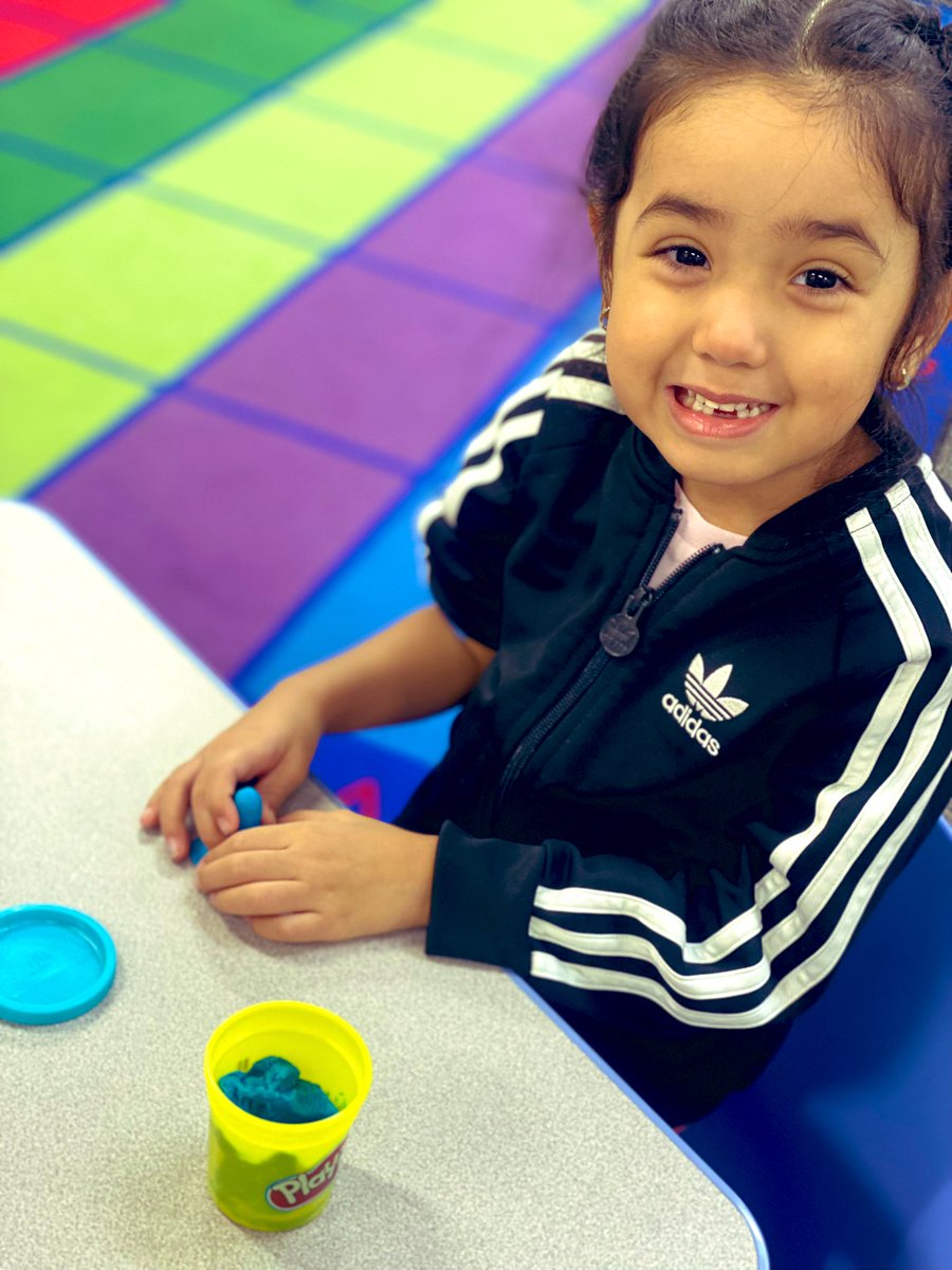 MrsDoyleSD54's tweet photo. Making 3D shapes with play dough #mathisfun #Kindergarten #wearemuir #walkproud #sd54 #muirmoments https://t.co/3948fOIOMz