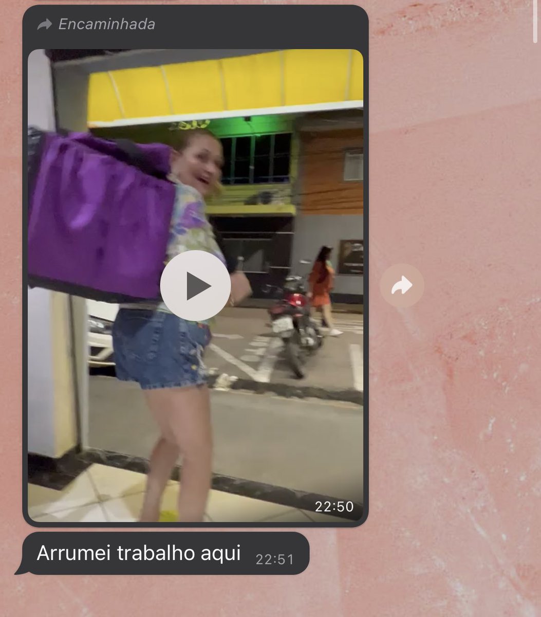 laubiajotti's tweet photo. cascando sozinha aqui dnv kkkkkkkk “arrumei trabalho aqui” https://t.co/05YYIb0VSO