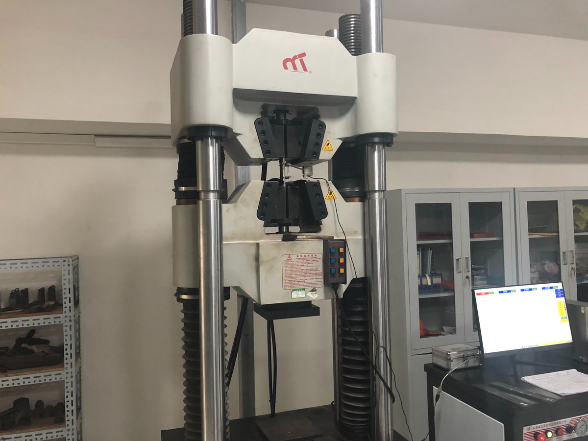 Baoalloy's tweet photo. Different testing machines for tube test. 
#steeltubetest https://t.co/i5boR74kid
