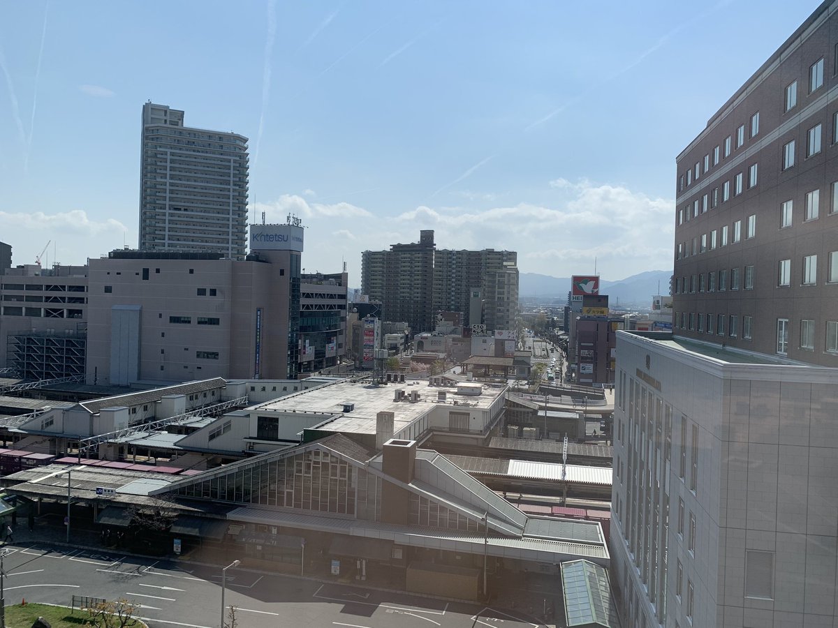 umeiti's tweet photo. おはよう御座います。突如出来た田舎の大都市と言った感じの草津駅前から　今日は出発！ https://t.co/Y8IFitwTlA