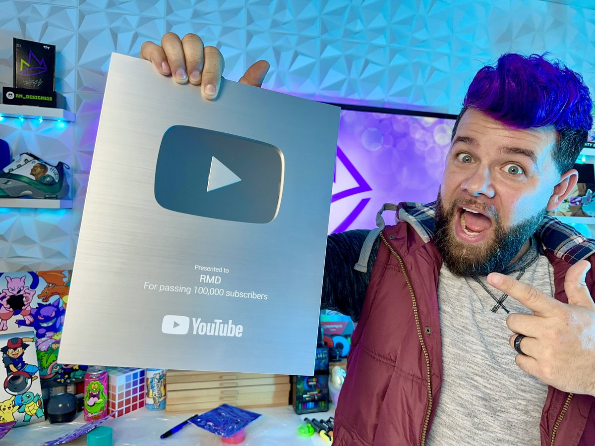 RMDesigns15's tweet photo. A ton of blood sweat and tears went into getting this award lol. #thankyou 
Subscribe 👉🏼 https://t.co/CreoNCeYbI https://t.co/4WaaWtI29u