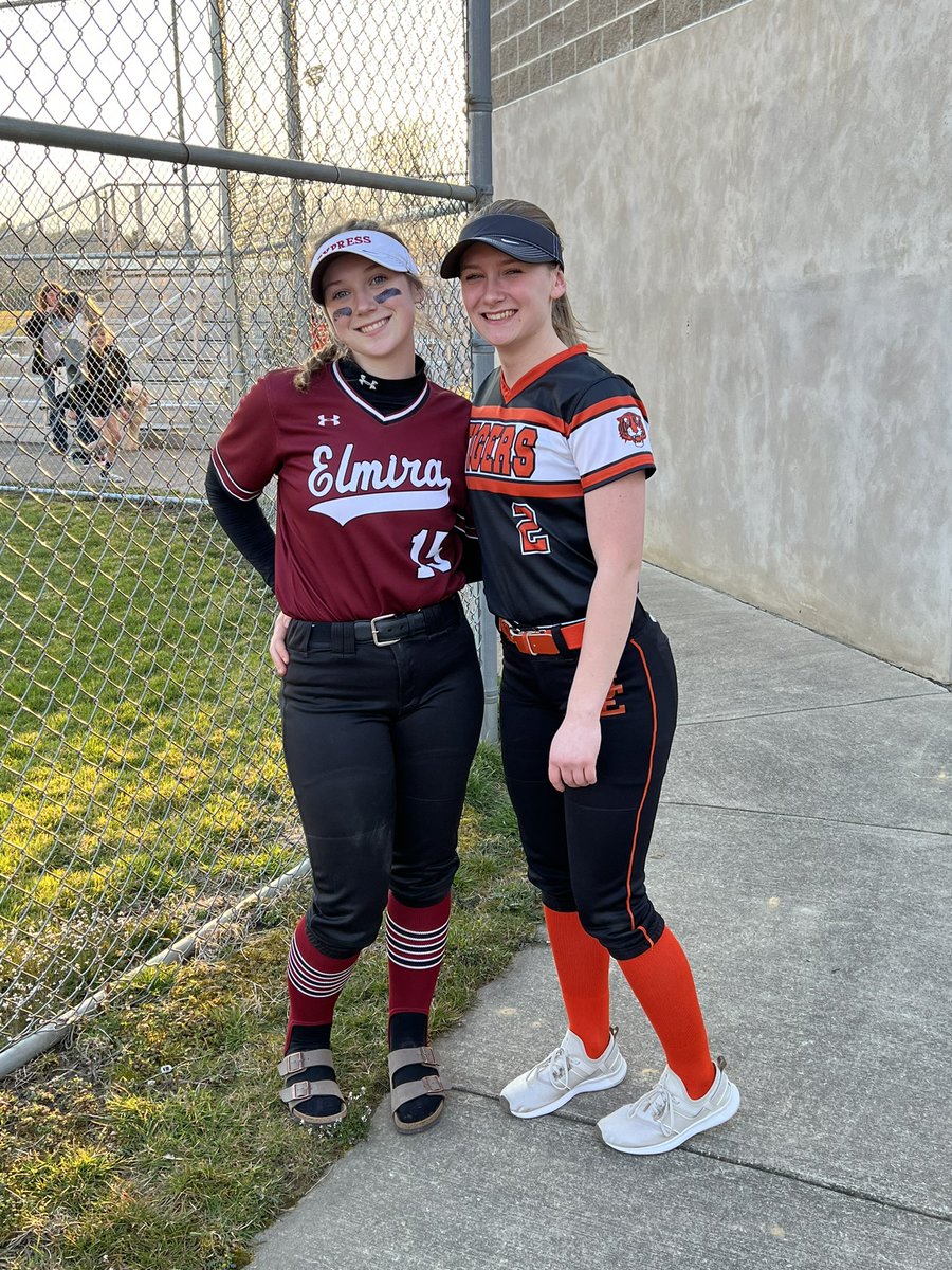 jordynfrantz's tweet photo. @FuryFP18uT always a good time with your bestie! 🥎🥎🥎 https://t.co/13i4Dj7j3j