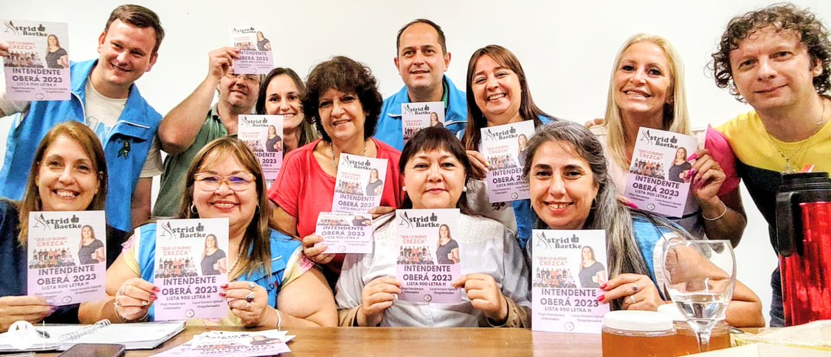 vivilurdesmere's tweet photo. Reunión ADOMISTA d cara a las elecciones del 7 de mayo dónde acordamos acciones a seguir junto a nuestra candidata a 2da concejal de la ciudad de OBERÁ la delegada @Débora Espíndola  y Astrid Baetke Candidata a intendenta
Sublema "QueloBuenoCrezca"*
AD❤️MIS RENOVACIÓN
@grillo141 https://t.co/TwBAI2FCSO