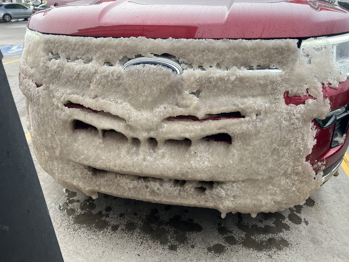 gbm4byu's tweet photo. Drive from our house in Draper to our place in Ivins typically takes 3.45. Today it took 6 hours. Slushy, snow packed roads, stop and go traffic, and sometimes whiteout conditions from Cove Fort to Black Ridge made for a white knuckle drive. #AprilWinter @UDOTTRAFFIC https://t.co/ujLLJbxhr5