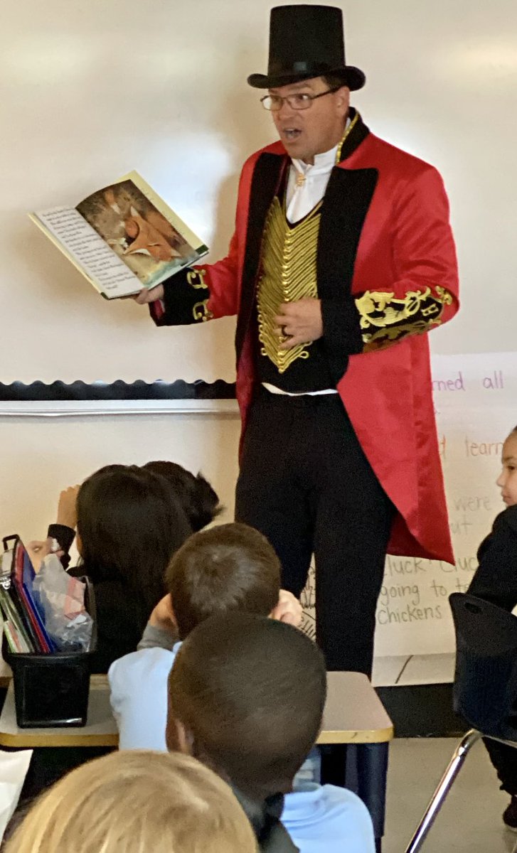 📚🏆Today, our founder taught three things:

1) The 3 most important skills to be successful. 

2) Received advice from students on how to finish “A Day at Signature Prep”.

3) He congratulated classes with treats for the winners of NV Reading Week!

Thank you Mr. Shirey!